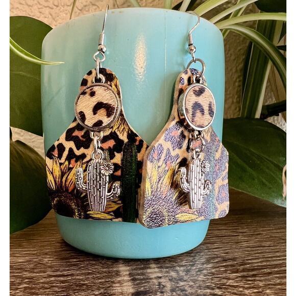 Women’s‎ Leopard Cactus Cow Tag Earrings Handmade W/Dangle Accent NEW - Picture 1 of 3